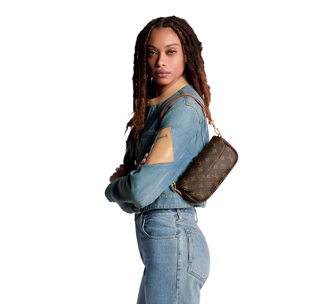 Louis Vuitton Ivy Wallet Bag